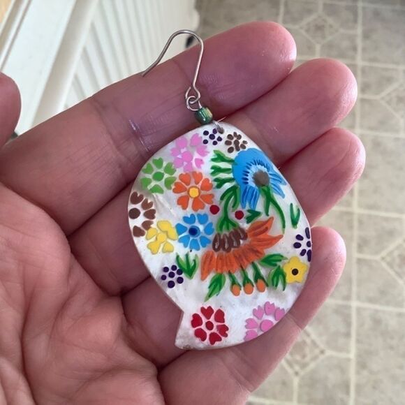 NWT JEWELRY SET NECKLACE/EARRINGS HAND PAINTED MOTHER OF PEARL​ - Picture 7 of 10